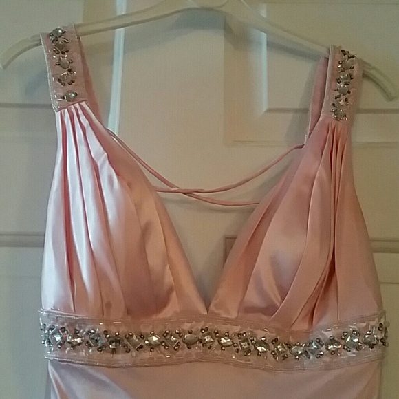 Prom dress - Picture 4 of 5